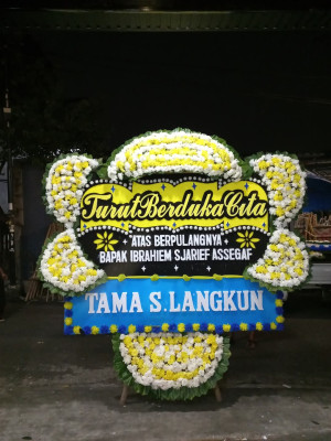 Papan Bunga Duka di Karedok